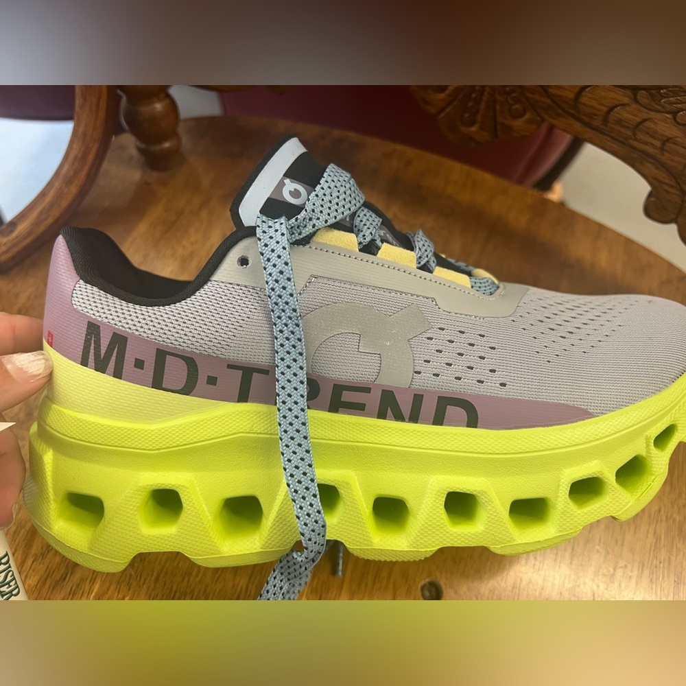 OnCloud Running Shoes